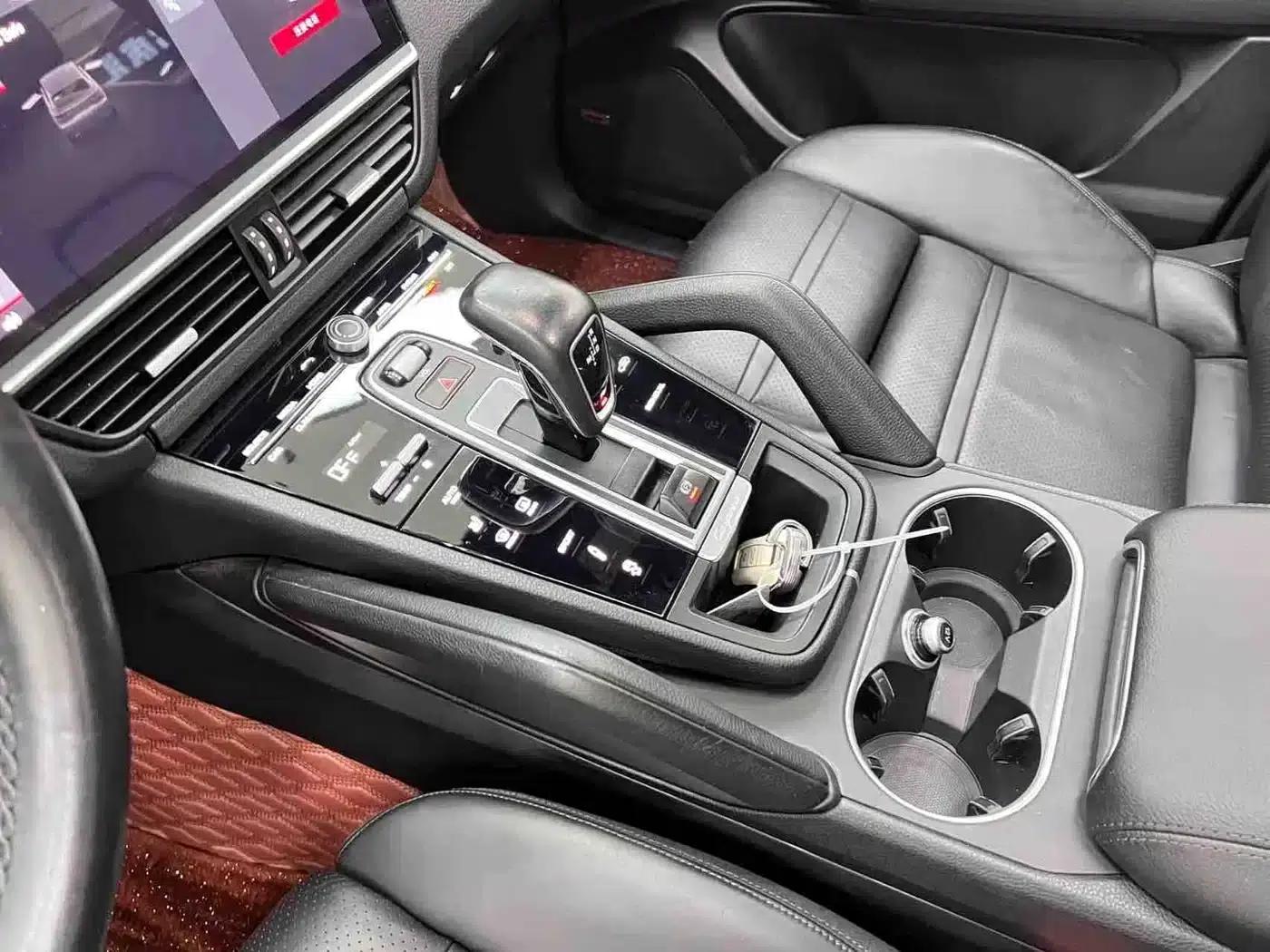Cayenne 2018 Cayenne 3.0T — миниатюра 24