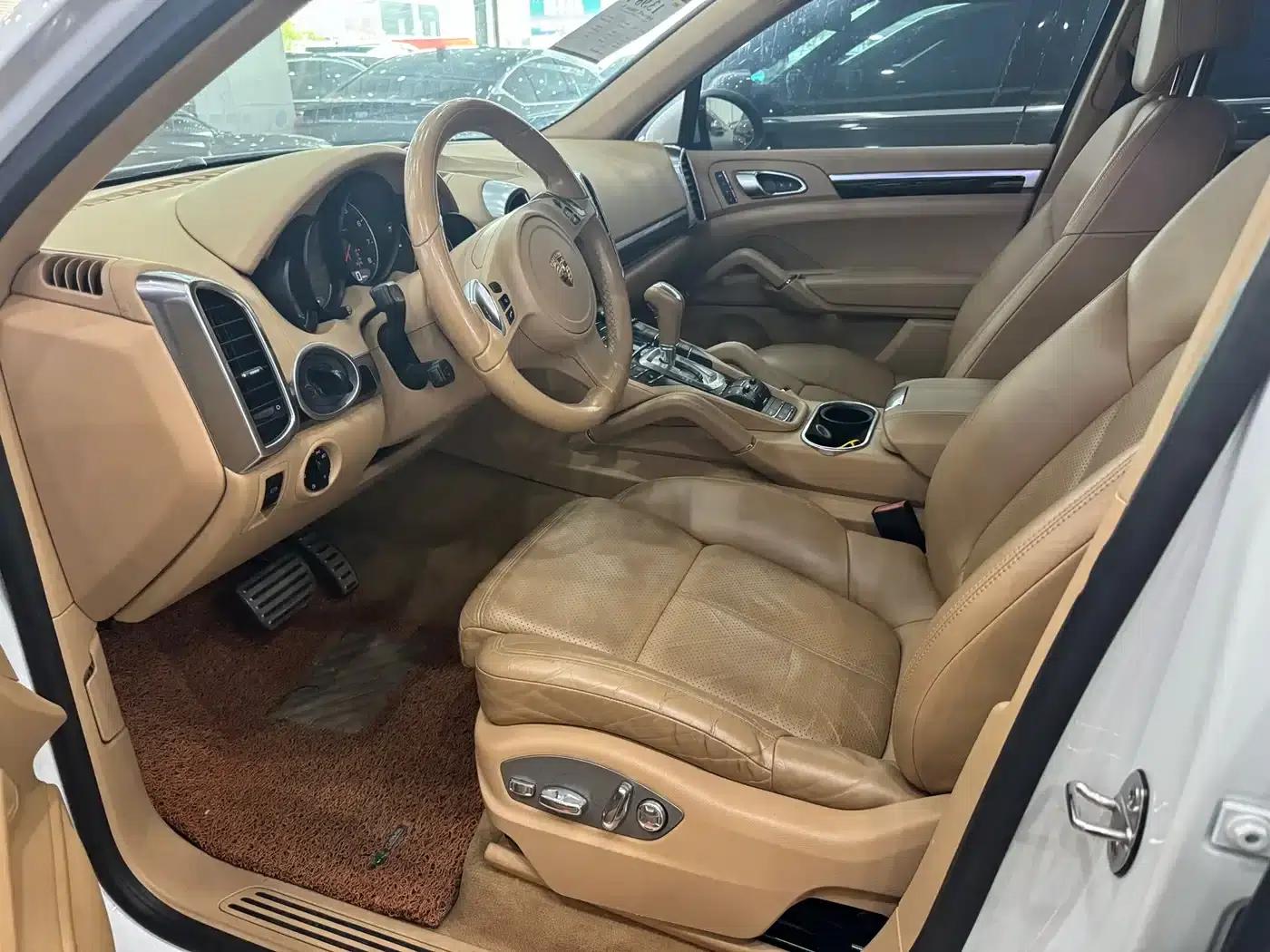 Cayenne 2011 Cayenne 3.0T — миниатюра 4