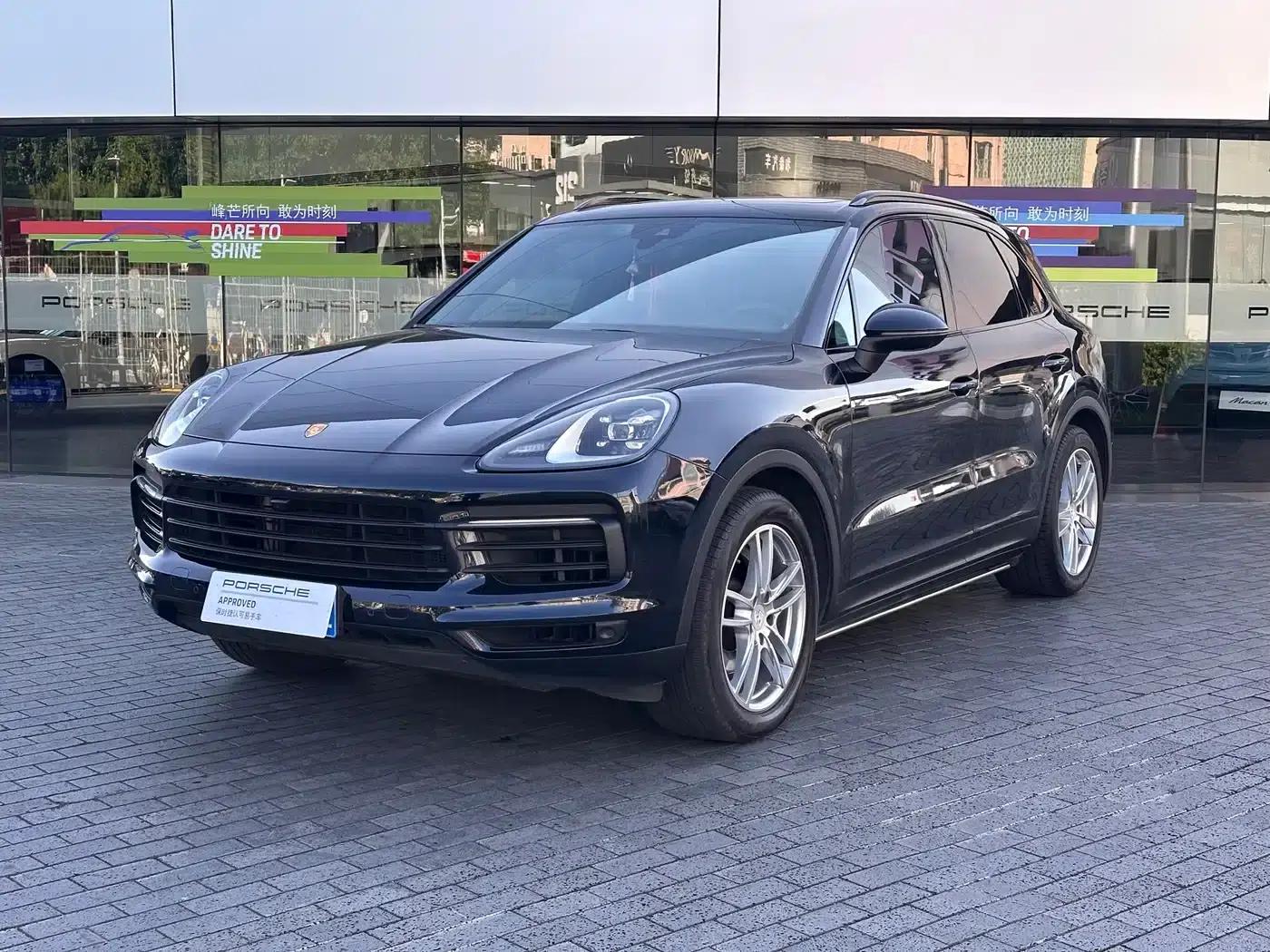 2022 Cayenne 3.0T Platinum Edition — миниатюра 1
