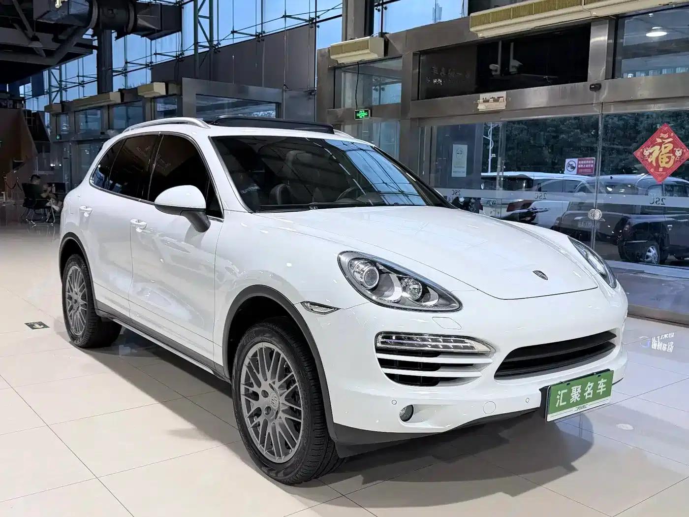Cayenne 2011 Cayenne 3.0T — миниатюра 2
