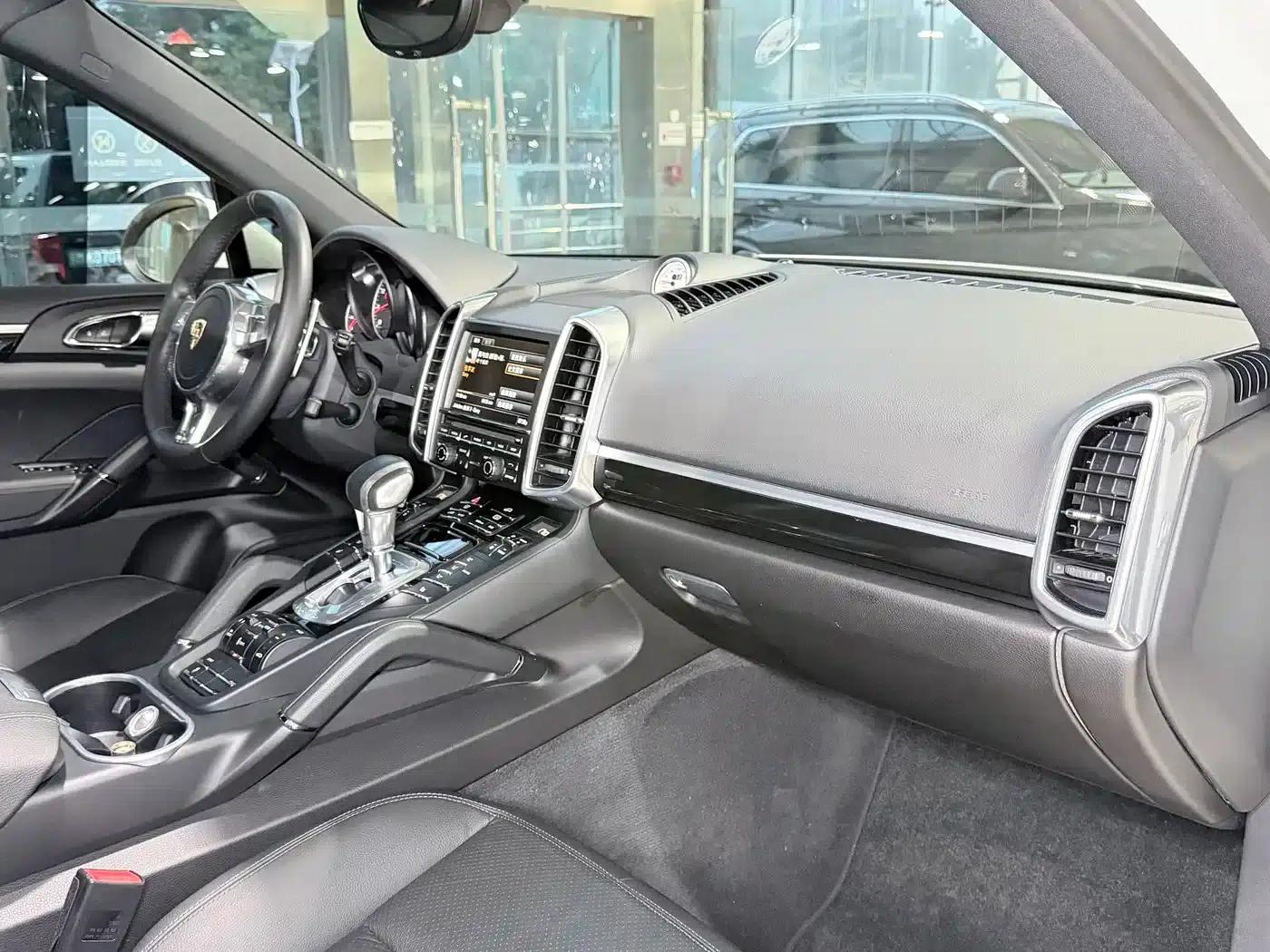 Cayenne 2011 Cayenne 3.0T — миниатюра 13
