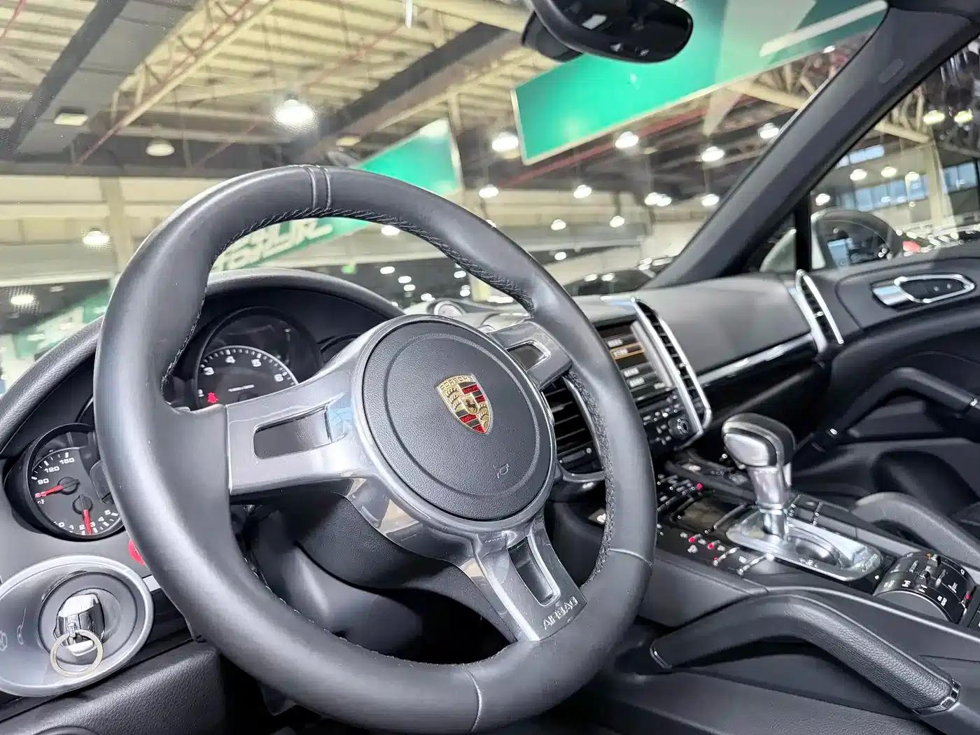 Cayenne 2011 Cayenne 3.0T — миниатюра 4