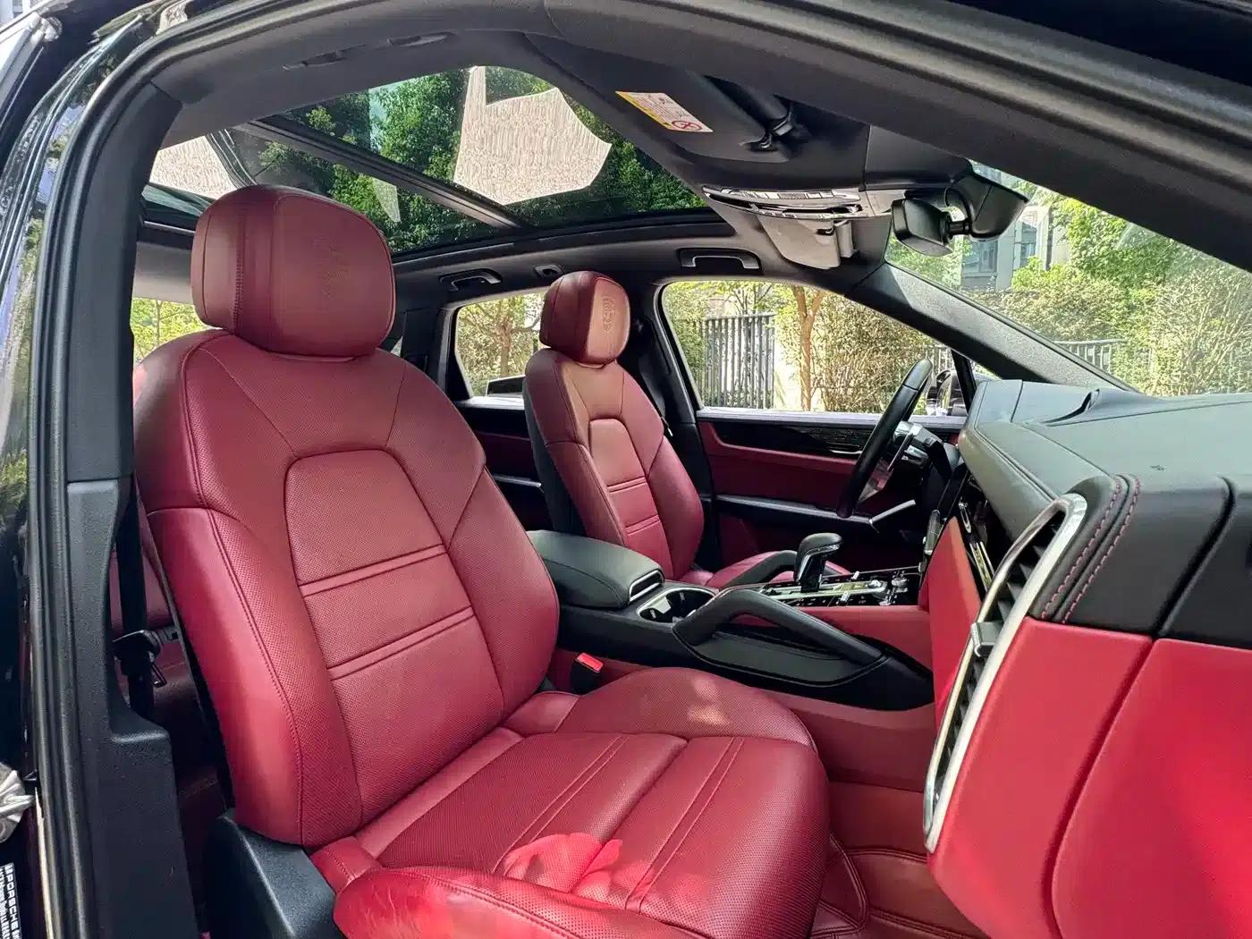2022 Cayenne 3.0T Platinum Edition — миниатюра 11