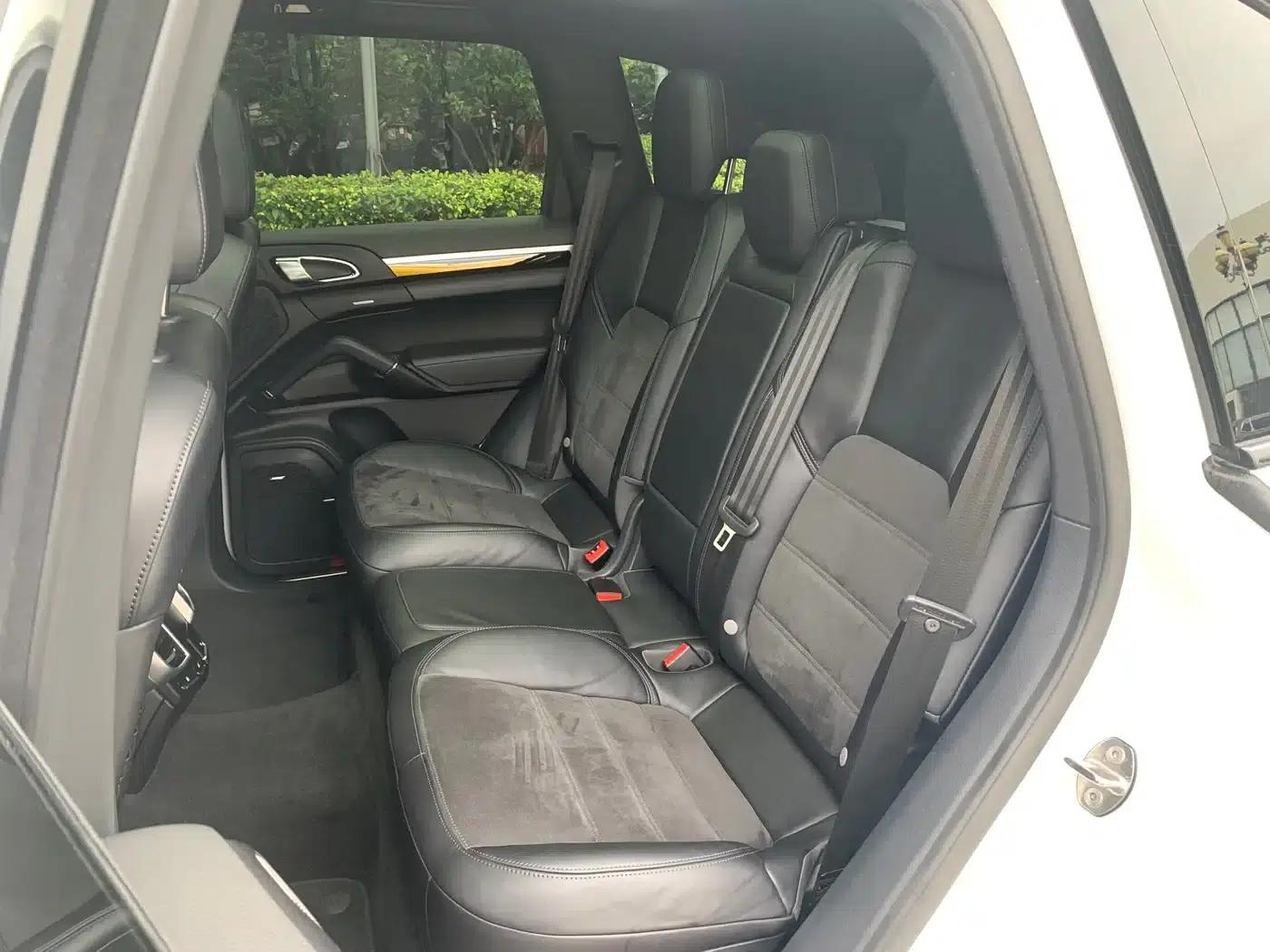 Cayenne 2016 Cayenne Platinum Edition 3.0T — миниатюра 18
