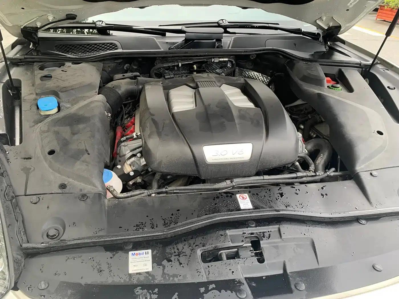 Cayenne 2016 Cayenne Platinum Edition 3.0T — миниатюра 25