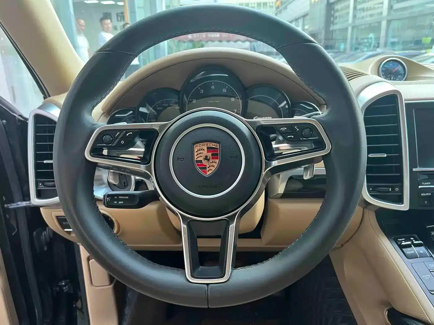 2012 Cayenne 3.6L US Spec — миниатюра 17