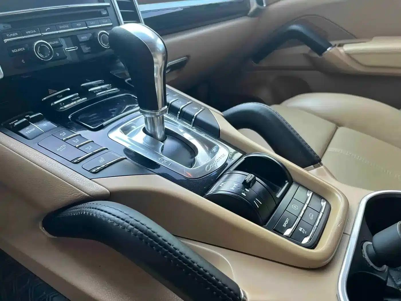 2012 Cayenne 3.6L US Spec — миниатюра 18