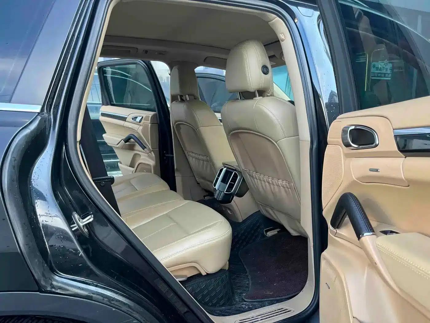 2012 Cayenne 3.6L US Spec — миниатюра 10