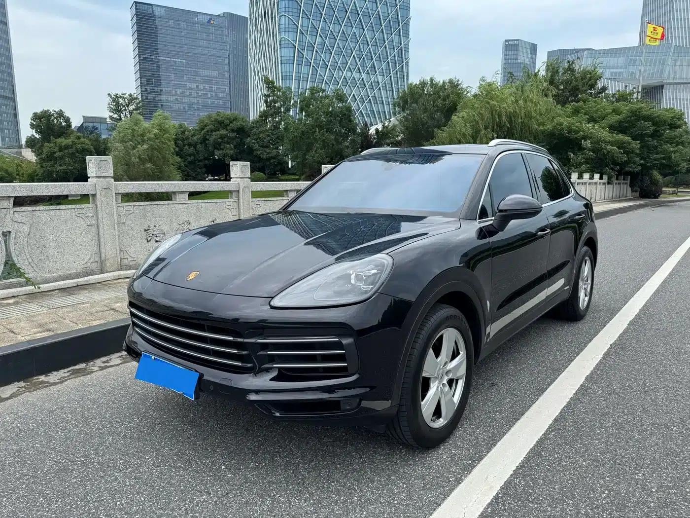 Cayenne 2018 Cayenne 3.0T — миниатюра 1