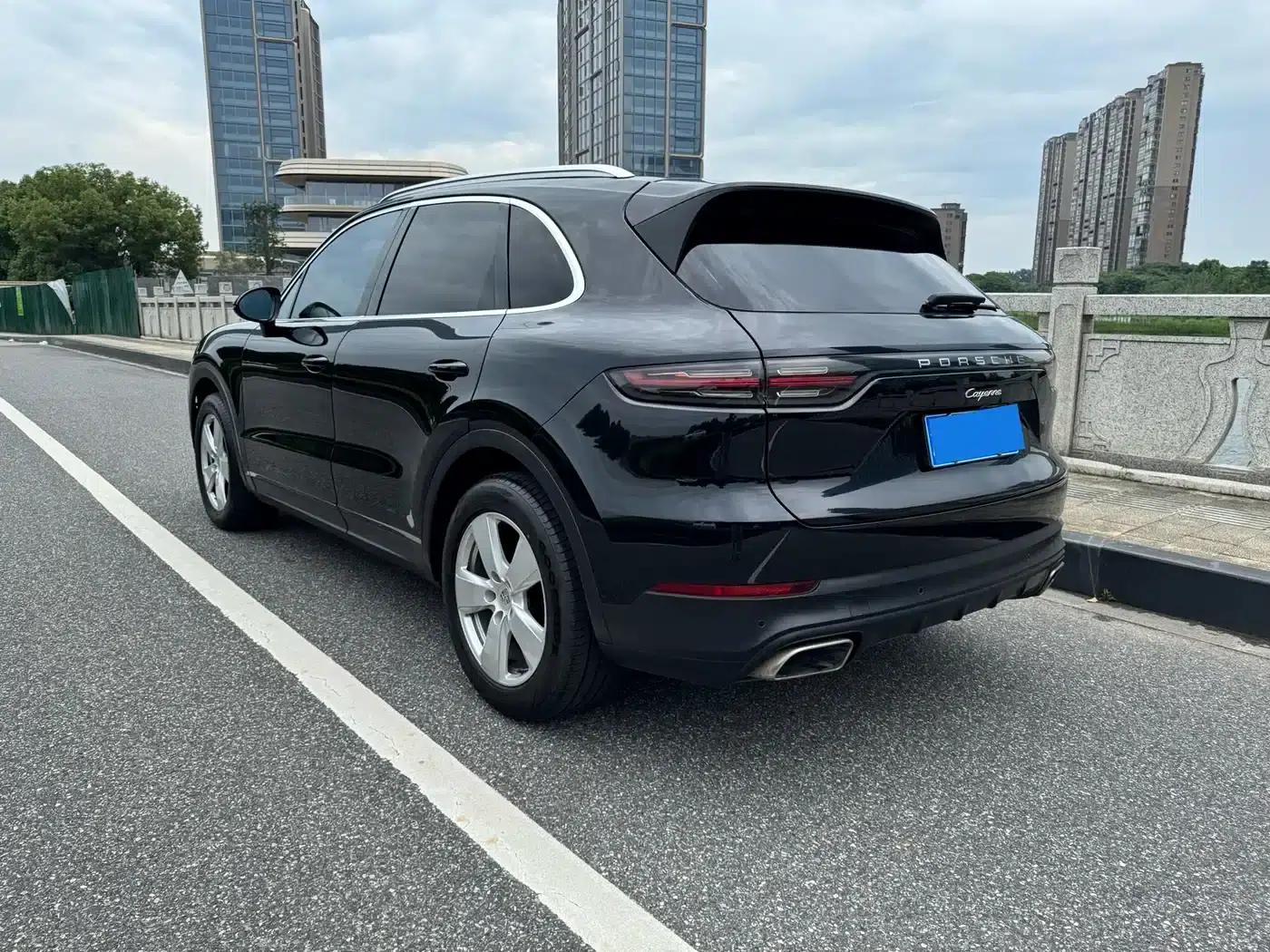 Cayenne 2018 Cayenne 3.0T — миниатюра 2