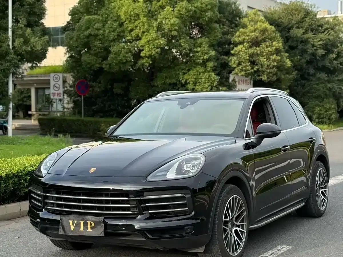 Cayenne 2019 Cayenne 3.0T — миниатюра 1