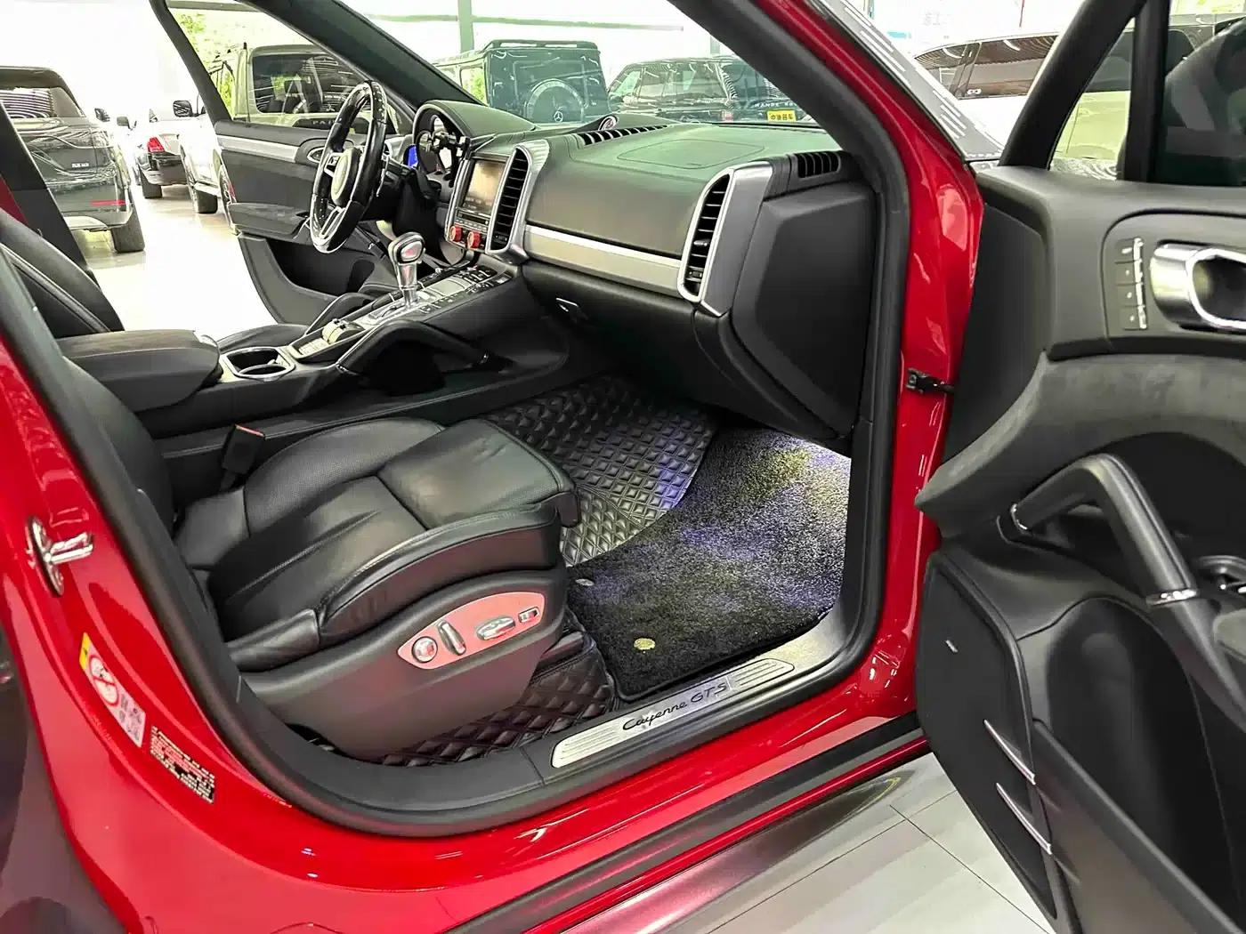 Cayenne 2015 Cayenne GTS 3.6T — миниатюра 11