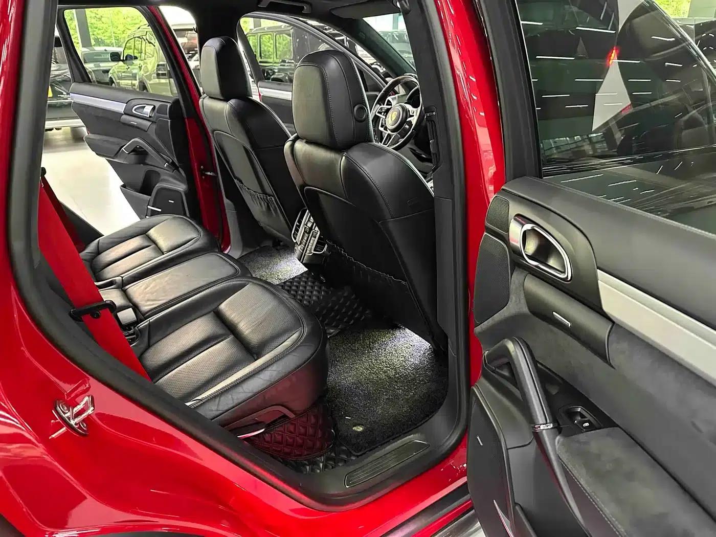 Cayenne 2015 Cayenne GTS 3.6T — миниатюра 12