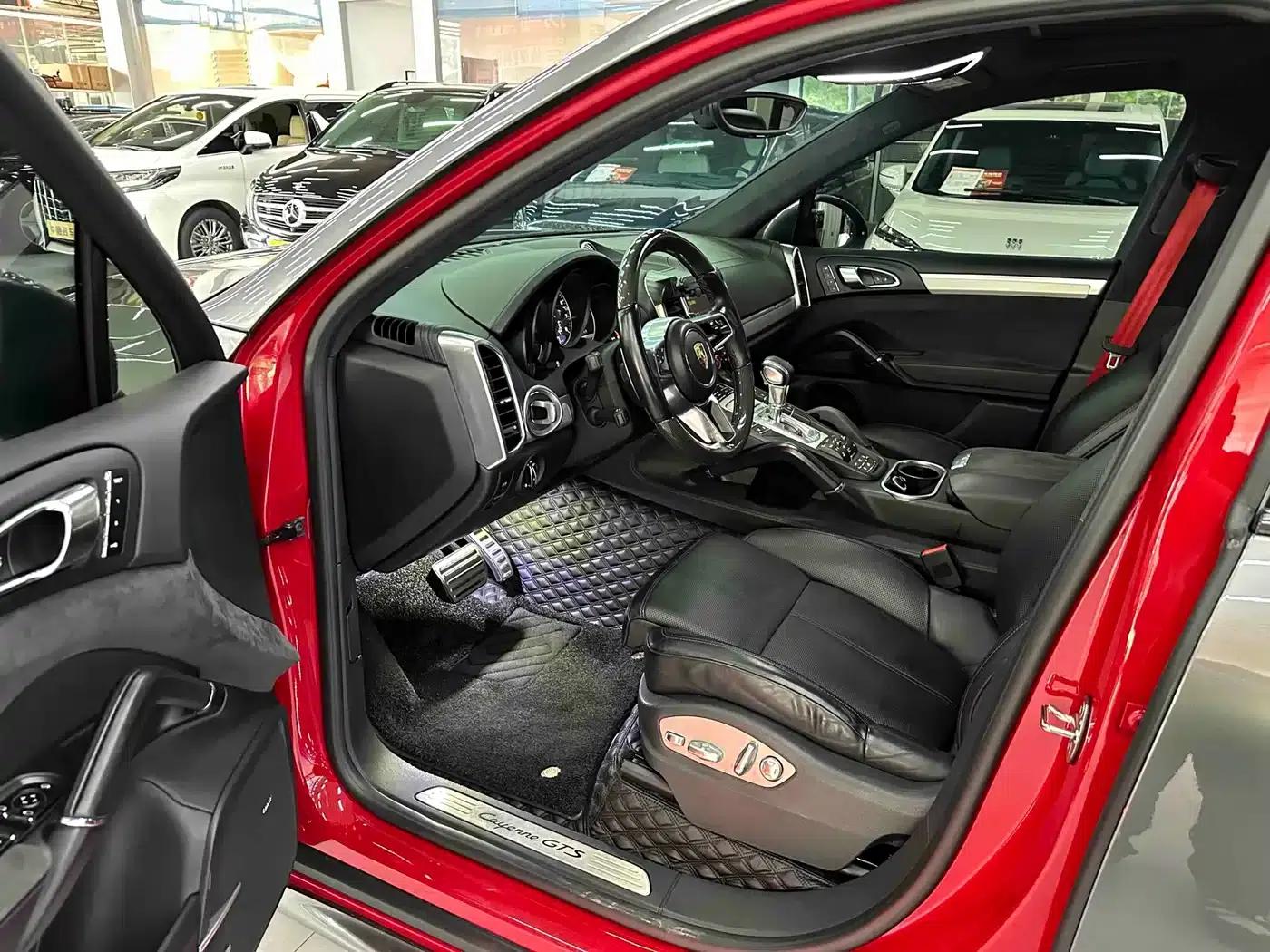 Cayenne 2015 Cayenne GTS 3.6T — миниатюра 8