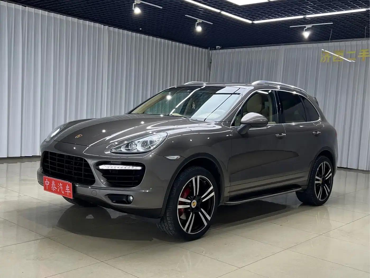 Cayenne 2011 Cayenne 3.0T — миниатюра 1