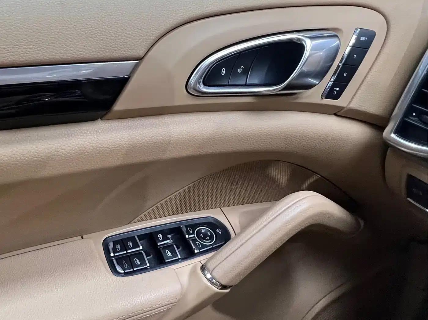 Cayenne 2011 Cayenne 3.0T — миниатюра 14