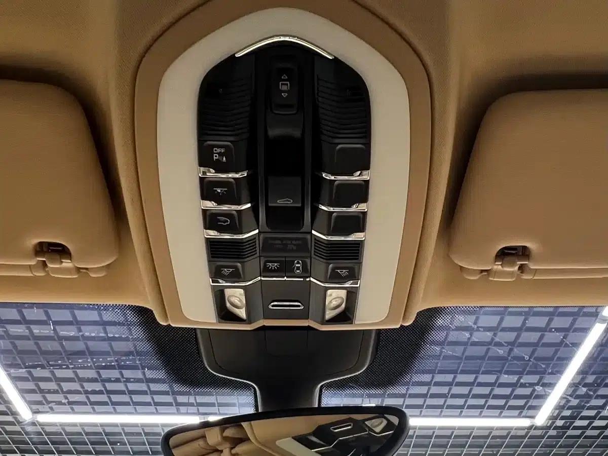 Cayenne 2011 Cayenne 3.0T — миниатюра 16