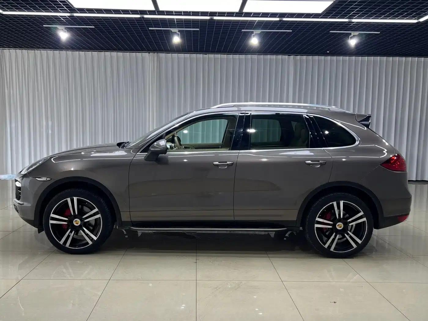 Cayenne 2011 Cayenne 3.0T — миниатюра 3