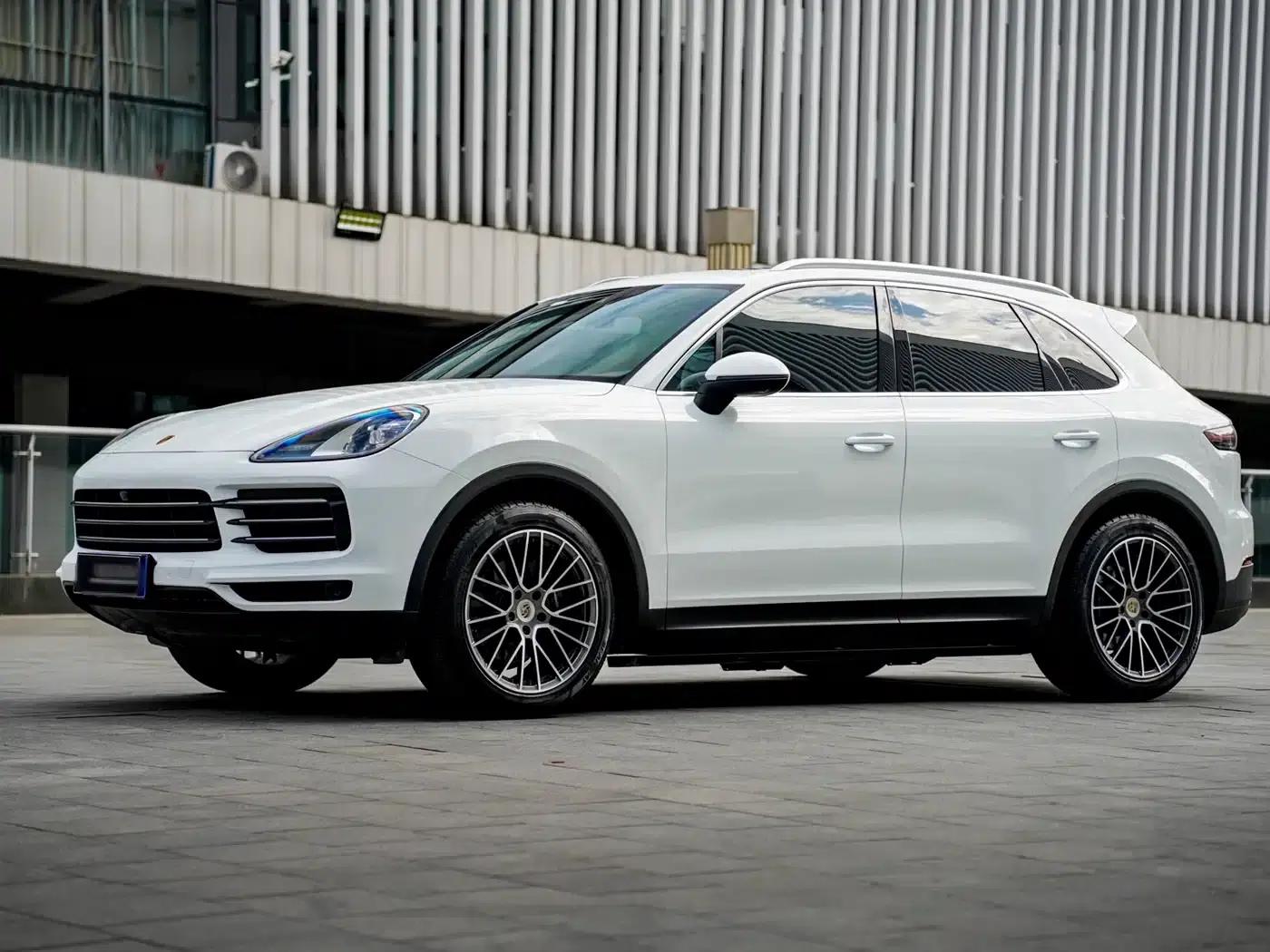 Cayenne 2018 Cayenne 3.0T — миниатюра 1