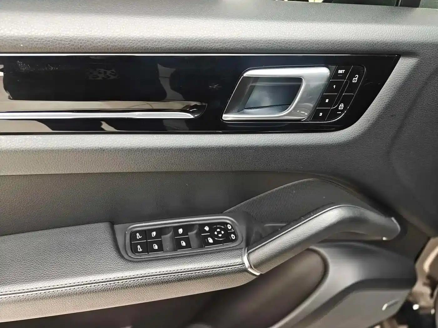 Cayenne 2019 Cayenne 3.0T — миниатюра 21