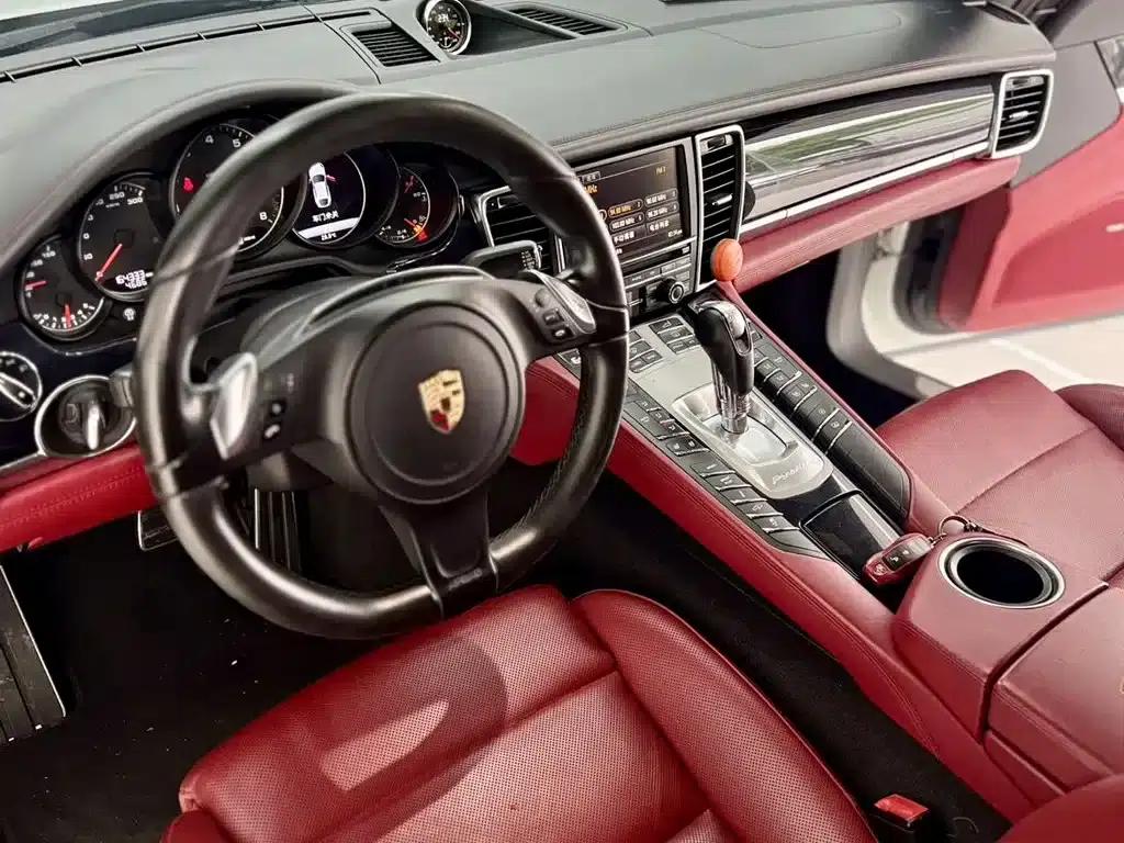 Panamera 2014 Panamera 4S Executive 3.0T — миниатюра 10