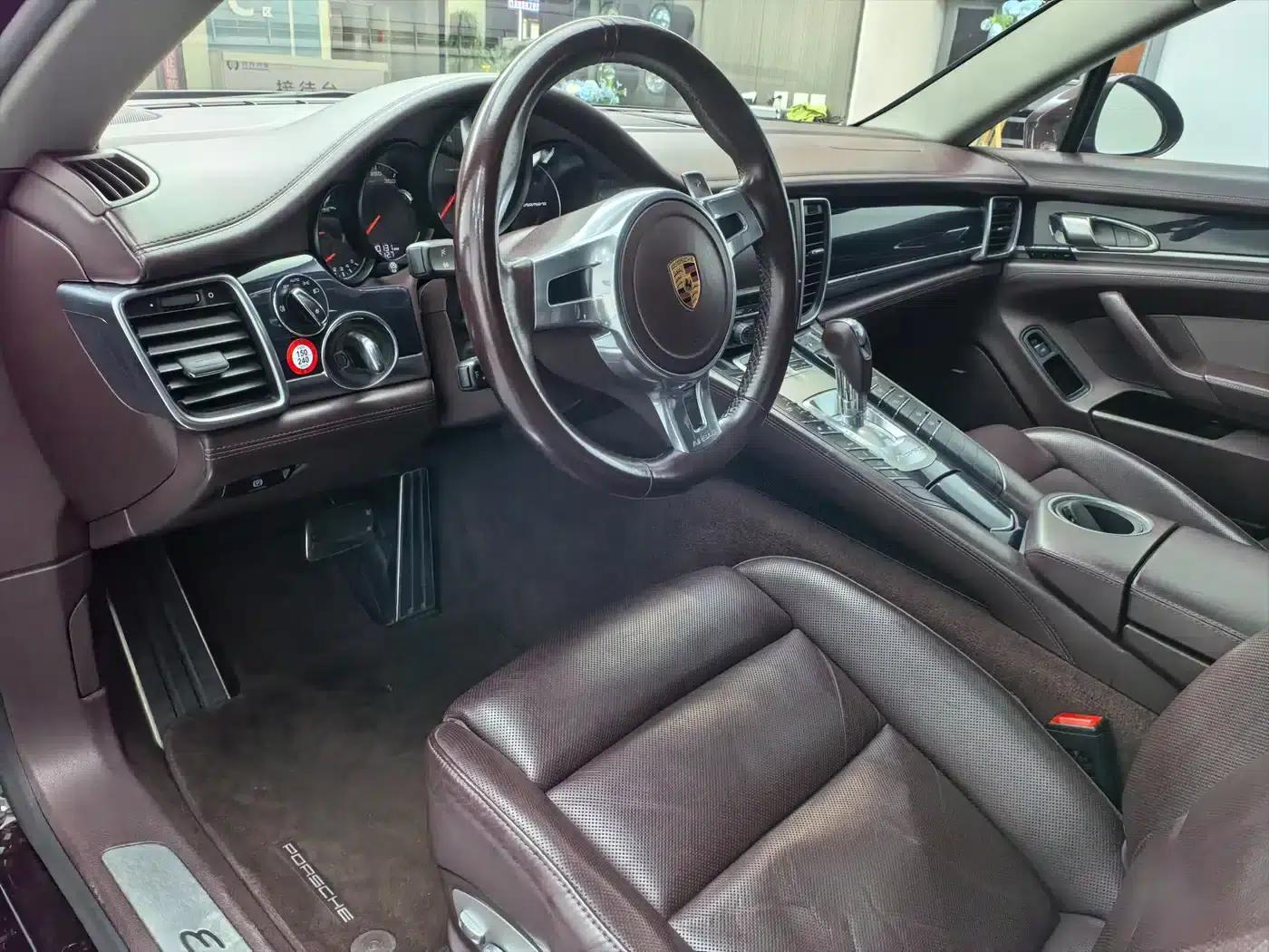 Panamera 2016 Panamera Edition 3.0T — миниатюра 12