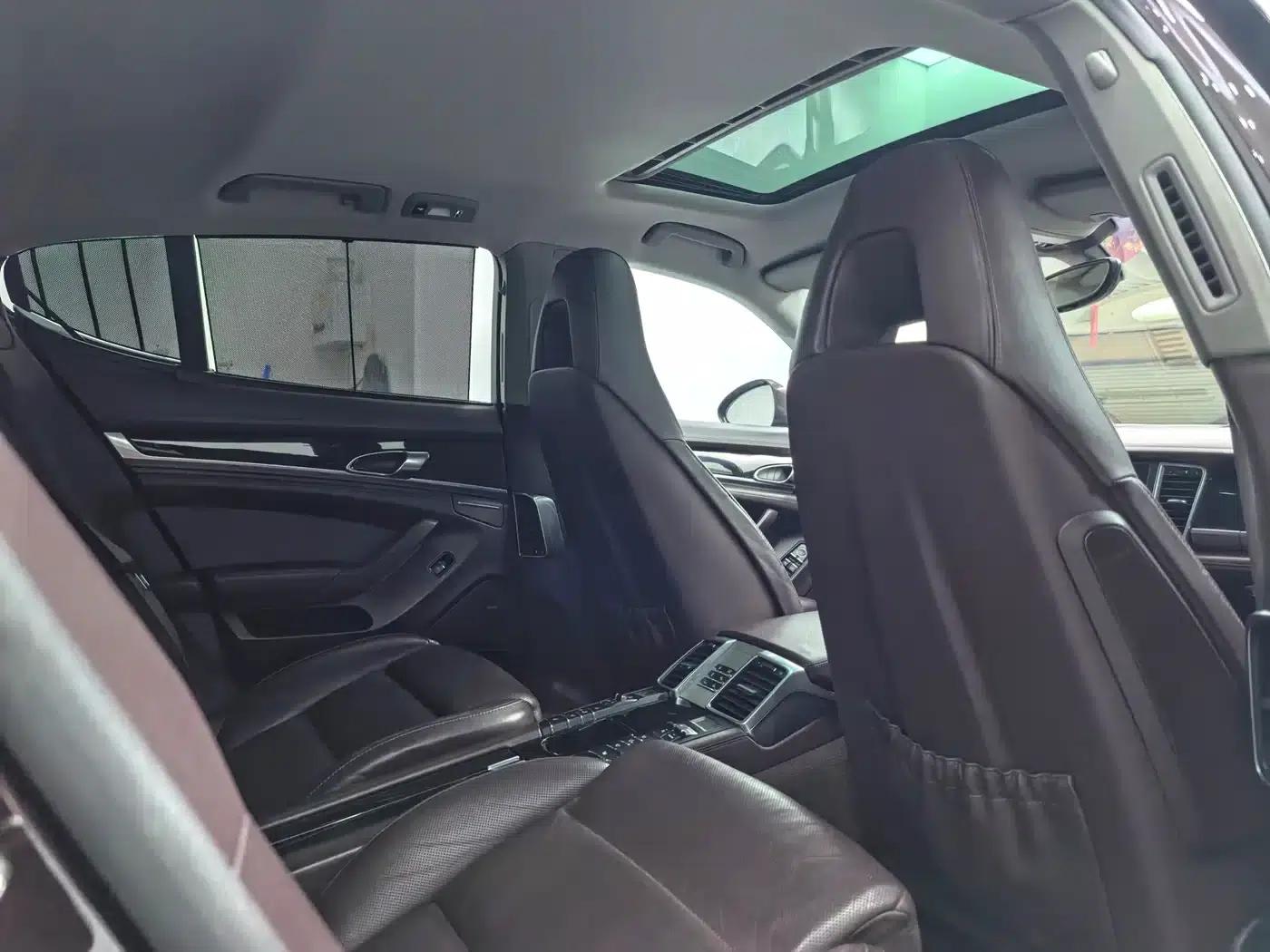 Panamera 2016 Panamera Edition 3.0T — миниатюра 14