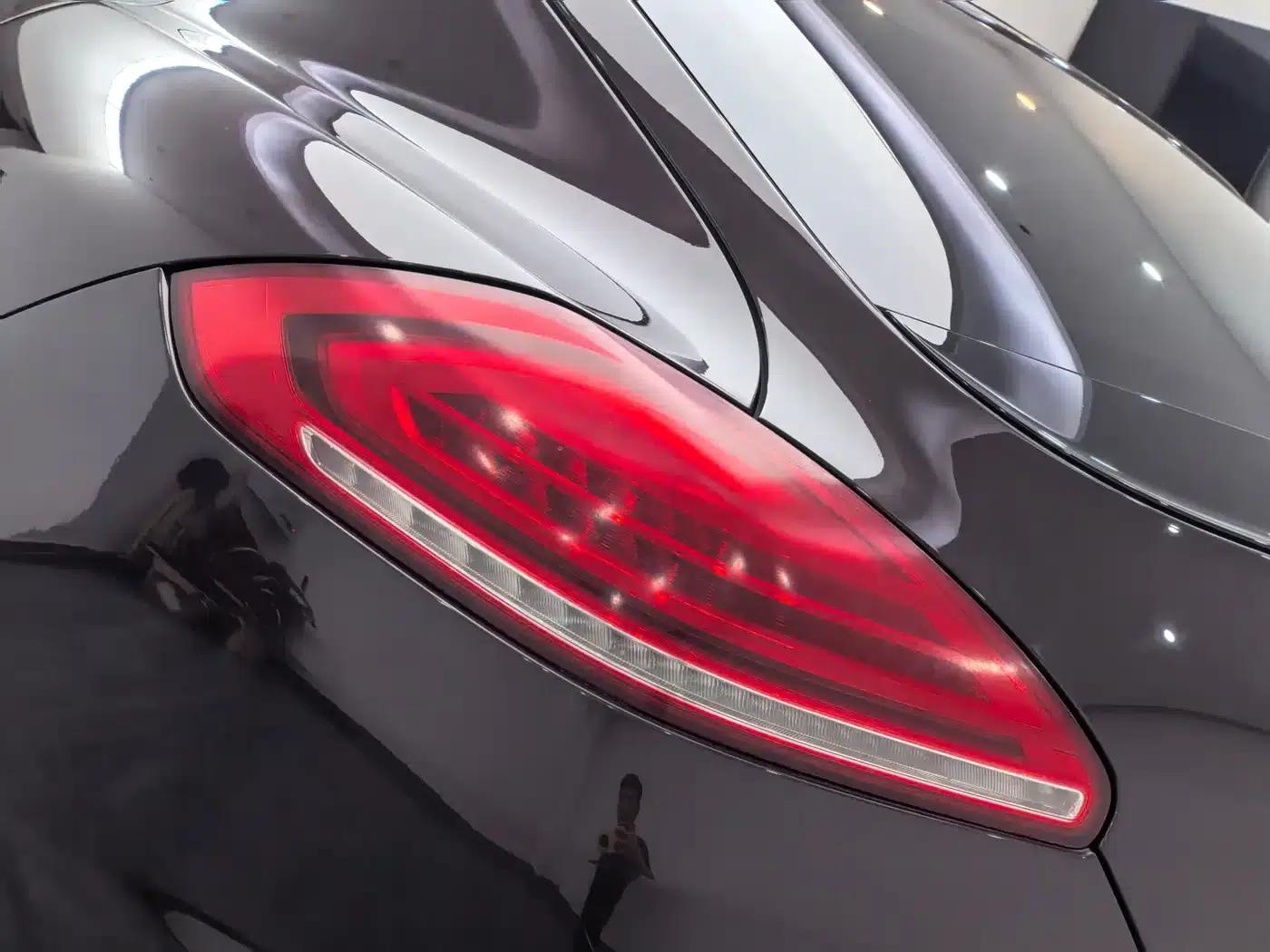 Panamera 2016 Panamera Edition 3.0T — миниатюра 23