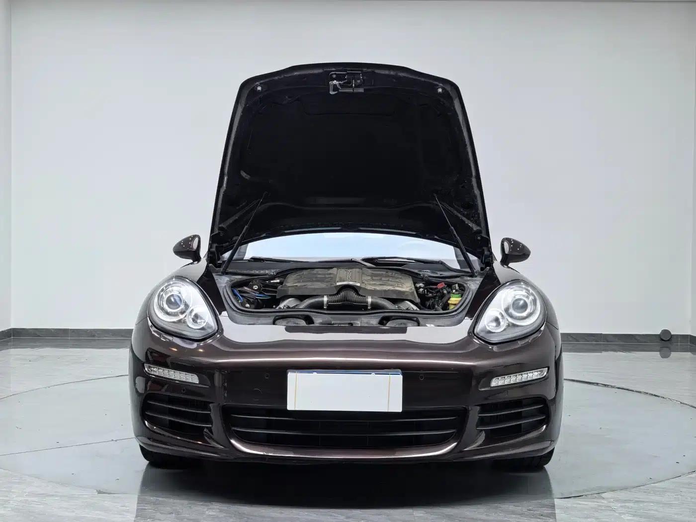 Panamera 2016 Panamera Edition 3.0T — миниатюра 27