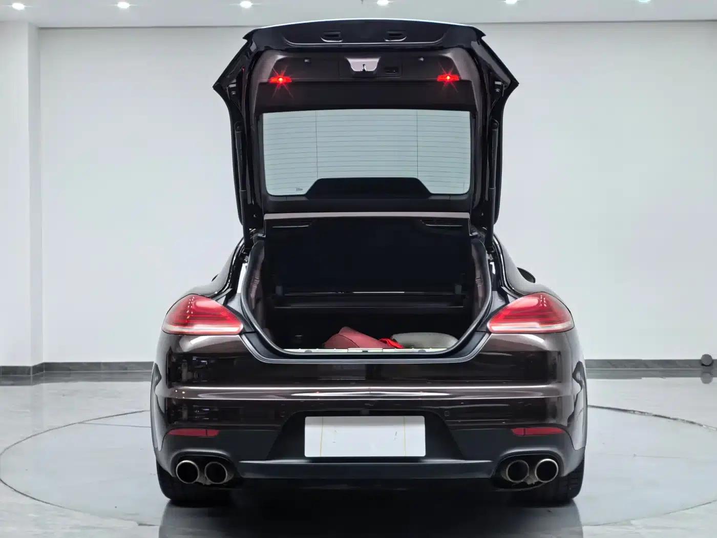 Panamera 2016 Panamera Edition 3.0T — миниатюра 28