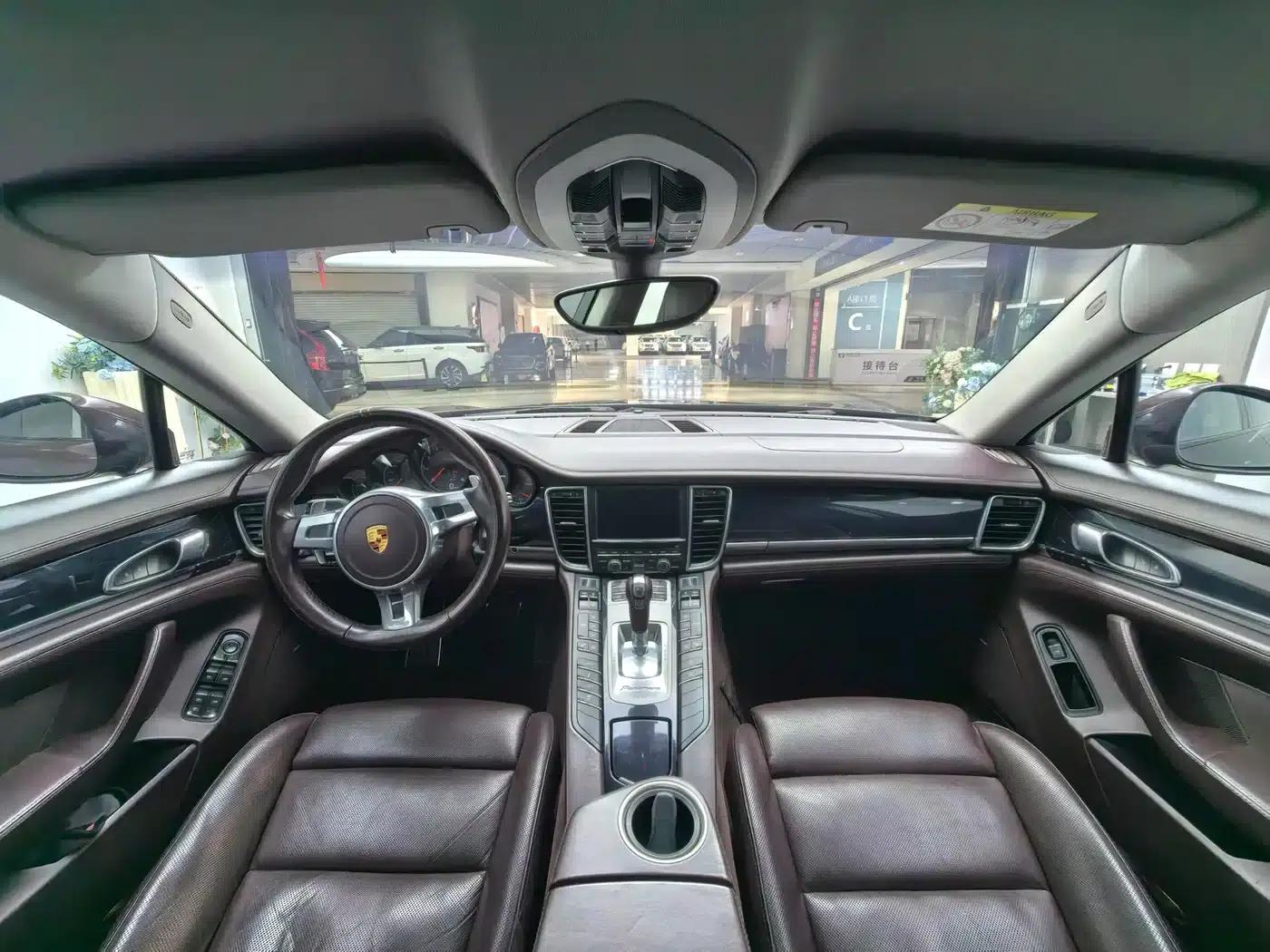 Panamera 2016 Panamera Edition 3.0T — миниатюра 9