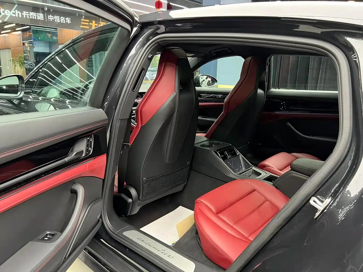 2024 Panamera 4 Executive Long Wheelbase 2.9T — миниатюра 20