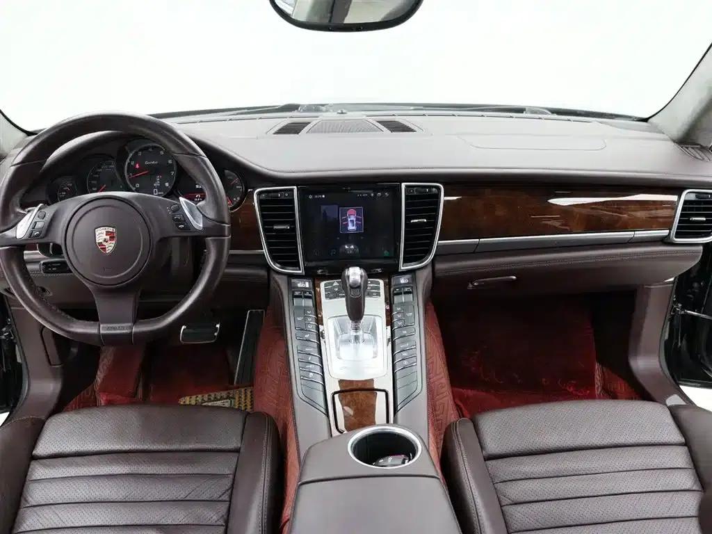 Panamera 2010 Panamera Turbo 4.8T — миниатюра 13