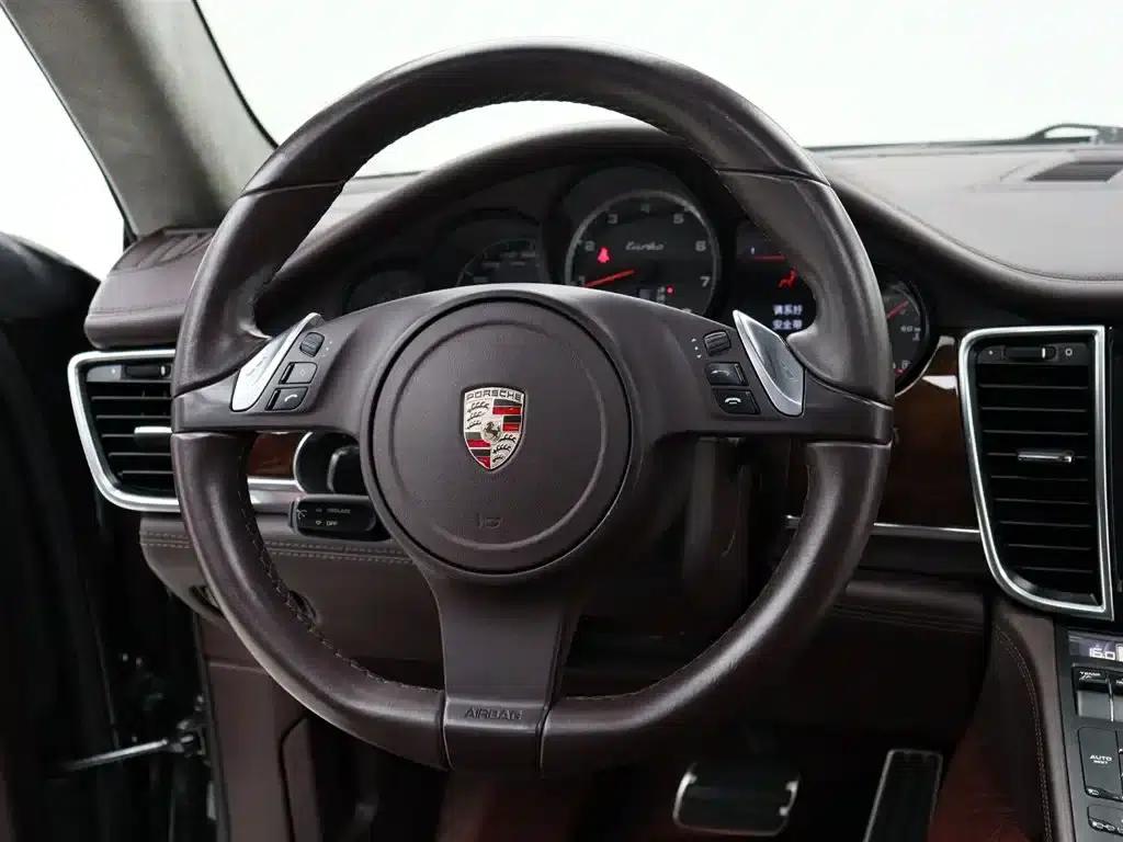 Panamera 2010 Panamera Turbo 4.8T — миниатюра 14
