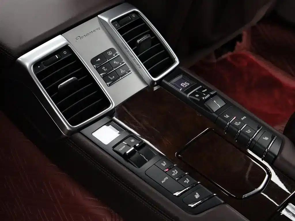Panamera 2010 Panamera Turbo 4.8T — миниатюра 8