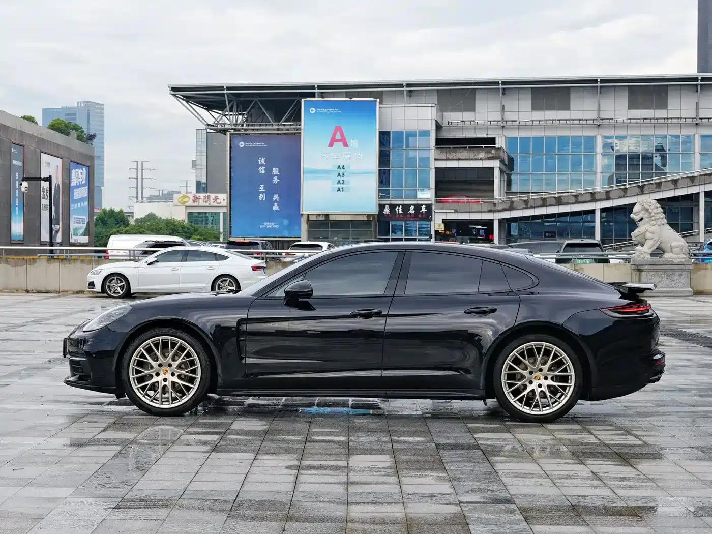 2020 Panamera 10th Anniversary Edition 2.9T — миниатюра 3