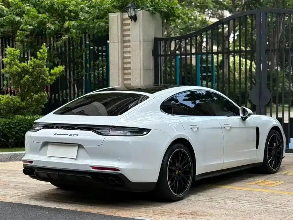 2023 Panamera 2.9T Platinum Edition — миниатюра 7