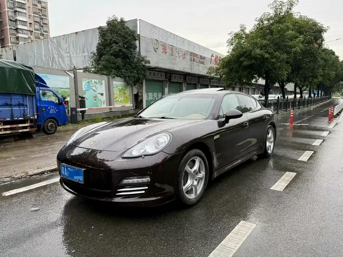 Panamera 2010 Panamera 3.6L — миниатюра 1