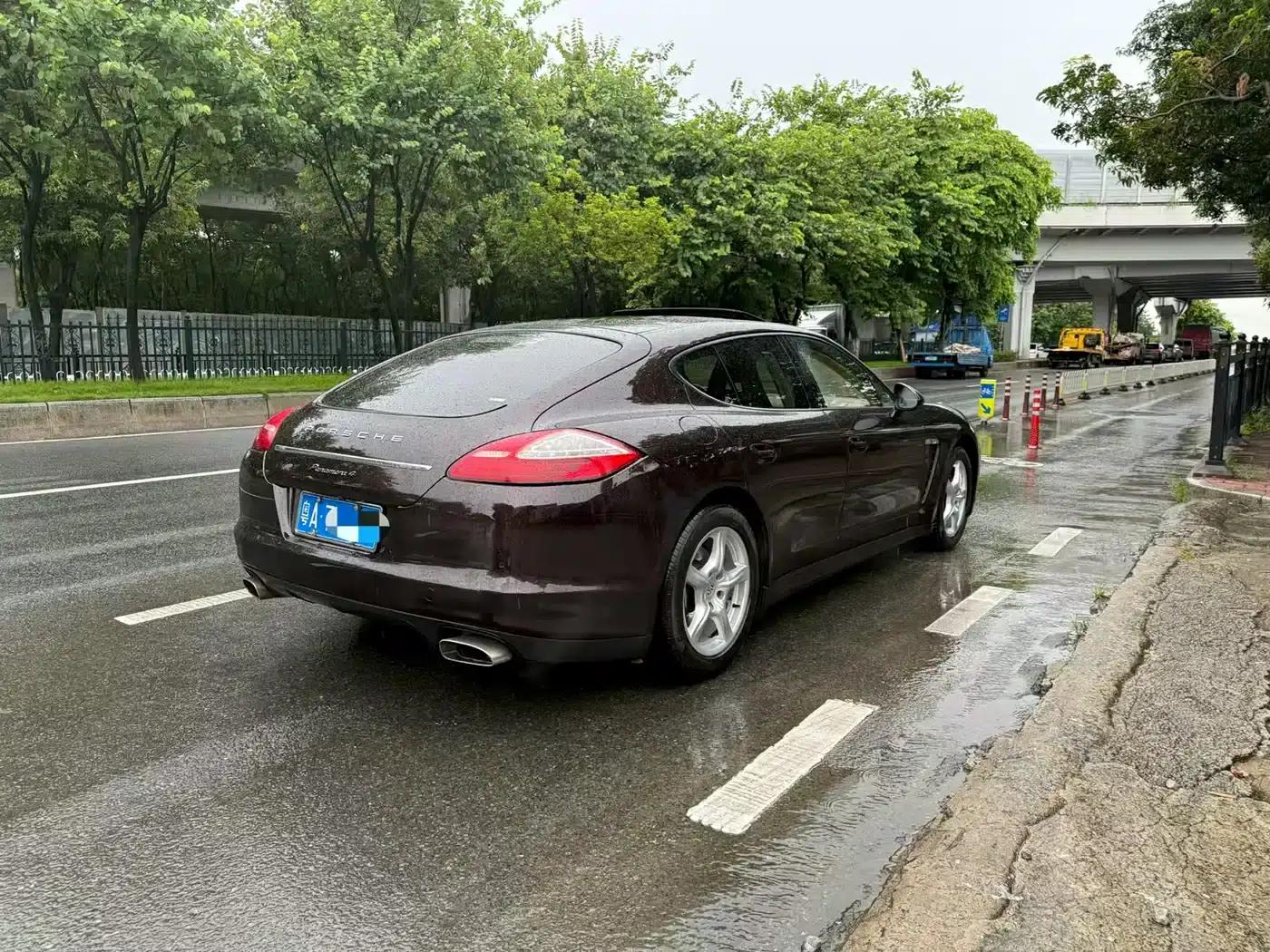 Panamera 2010 Panamera 3.6L — миниатюра 3