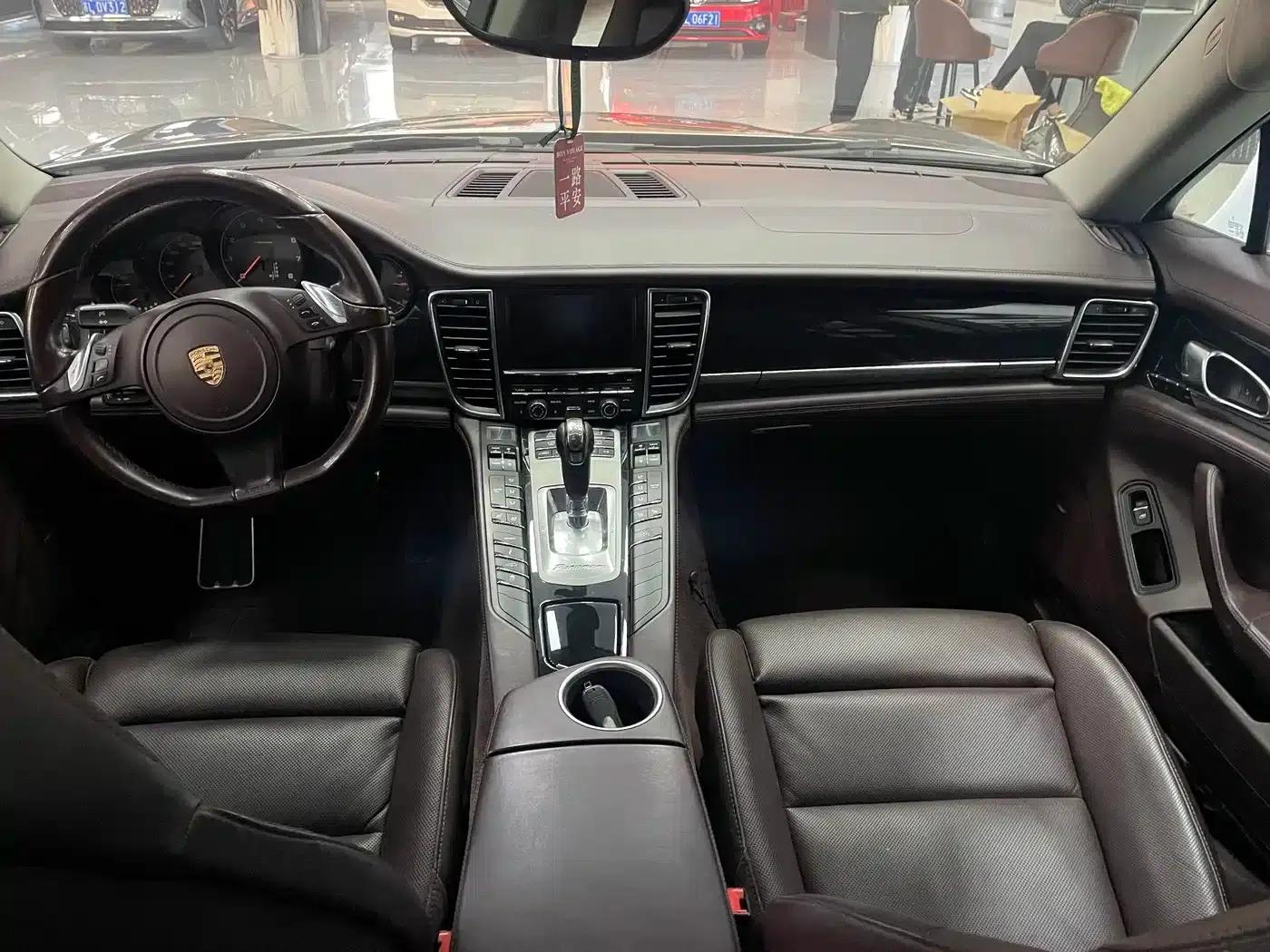 2014 Panamera 4 3.0T — миниатюра 12