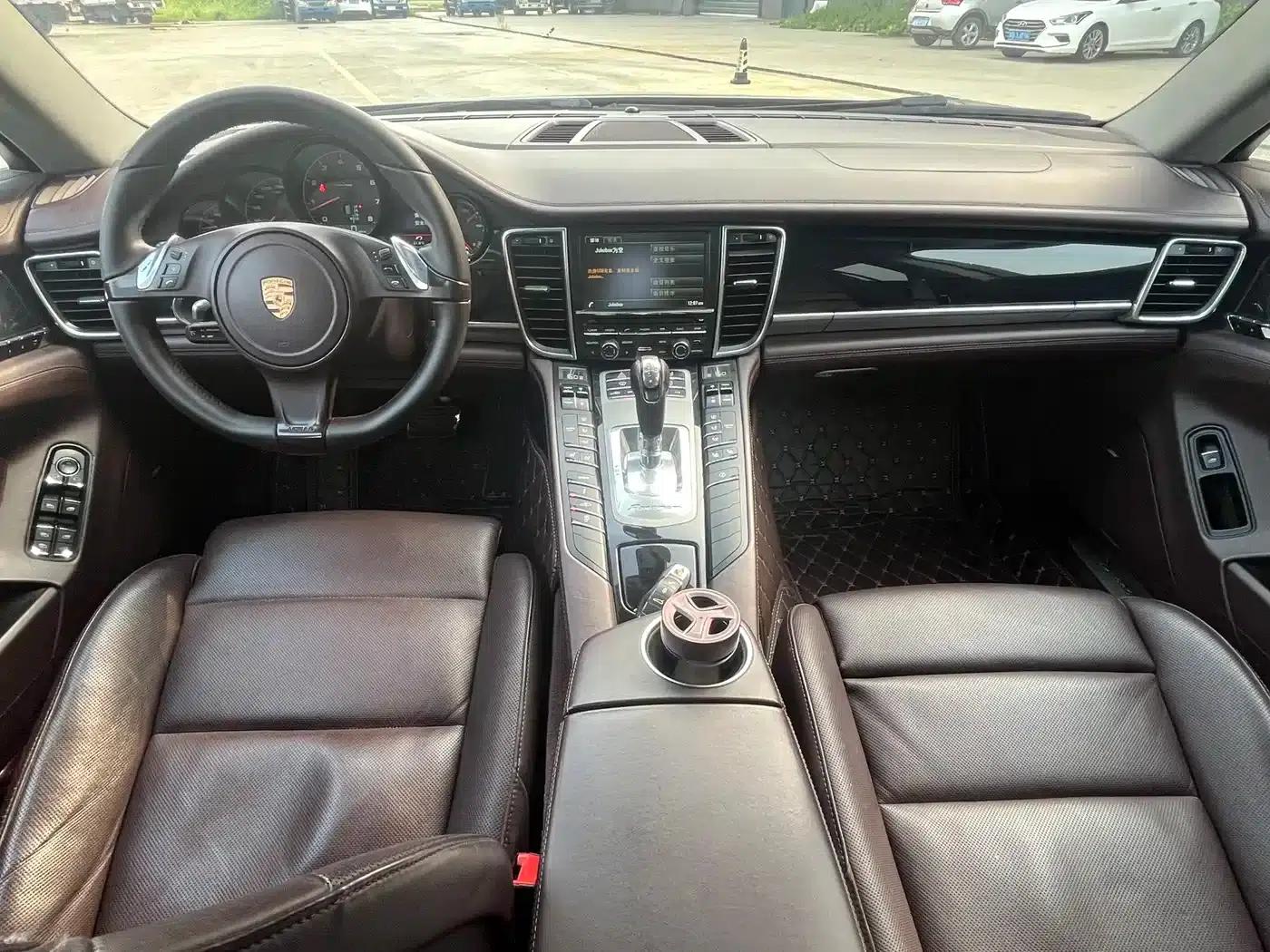 2014 Panamera 4 3.0T — миниатюра 27