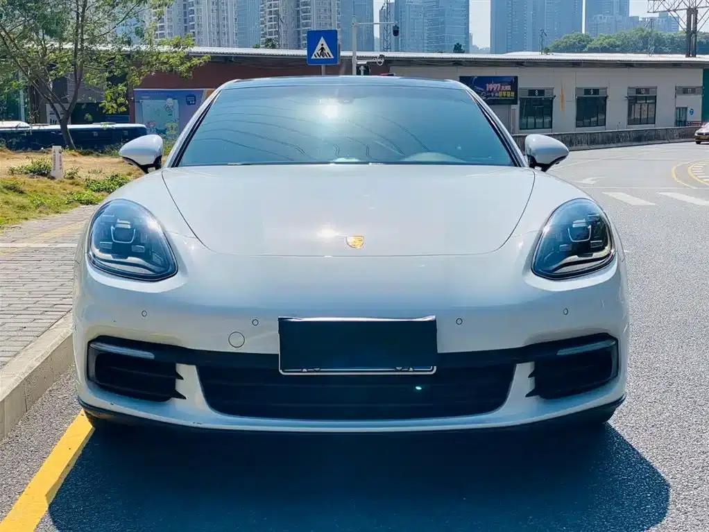 2017 Panamera 3.0T — миниатюра 2