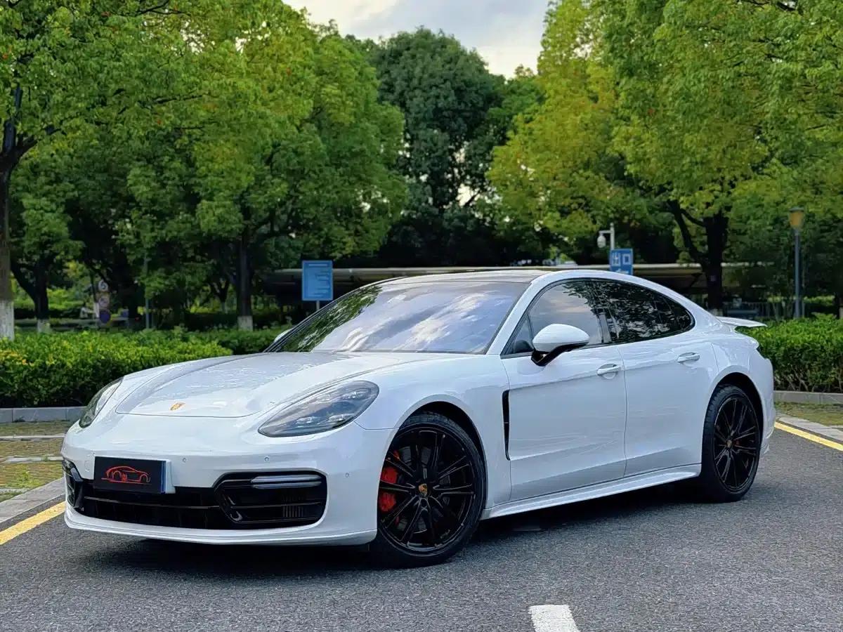Panamera 2017 Panamera Turbo 4.0T — миниатюра 1