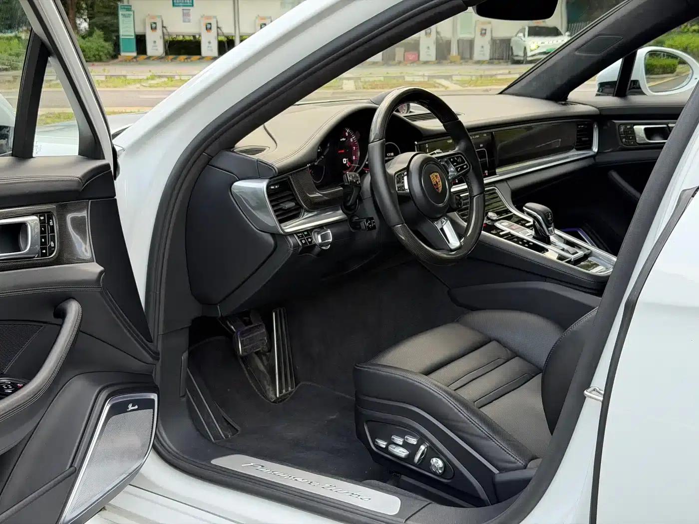 Panamera 2017 Panamera Turbo 4.0T — миниатюра 4