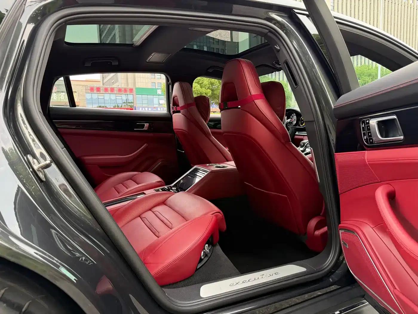 2019 Panamera 4 Executive Long Wheelbase 2.9T — миниатюра 11