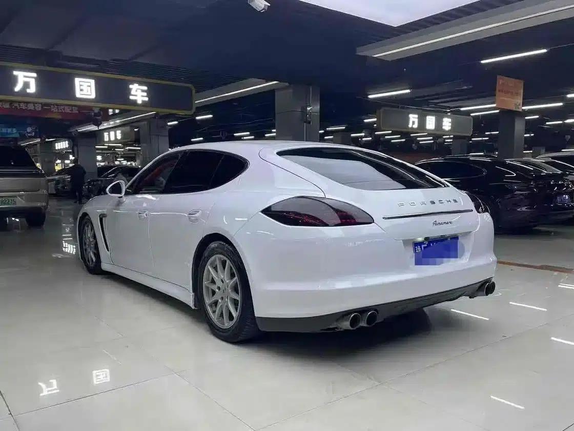 Panamera 2013 Panamera 4 Platinum Edition 3.6L — миниатюра 10