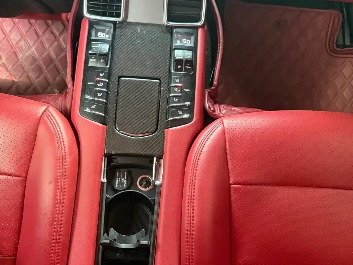 Panamera 2013 Panamera 4 Platinum Edition 3.6L — миниатюра 23