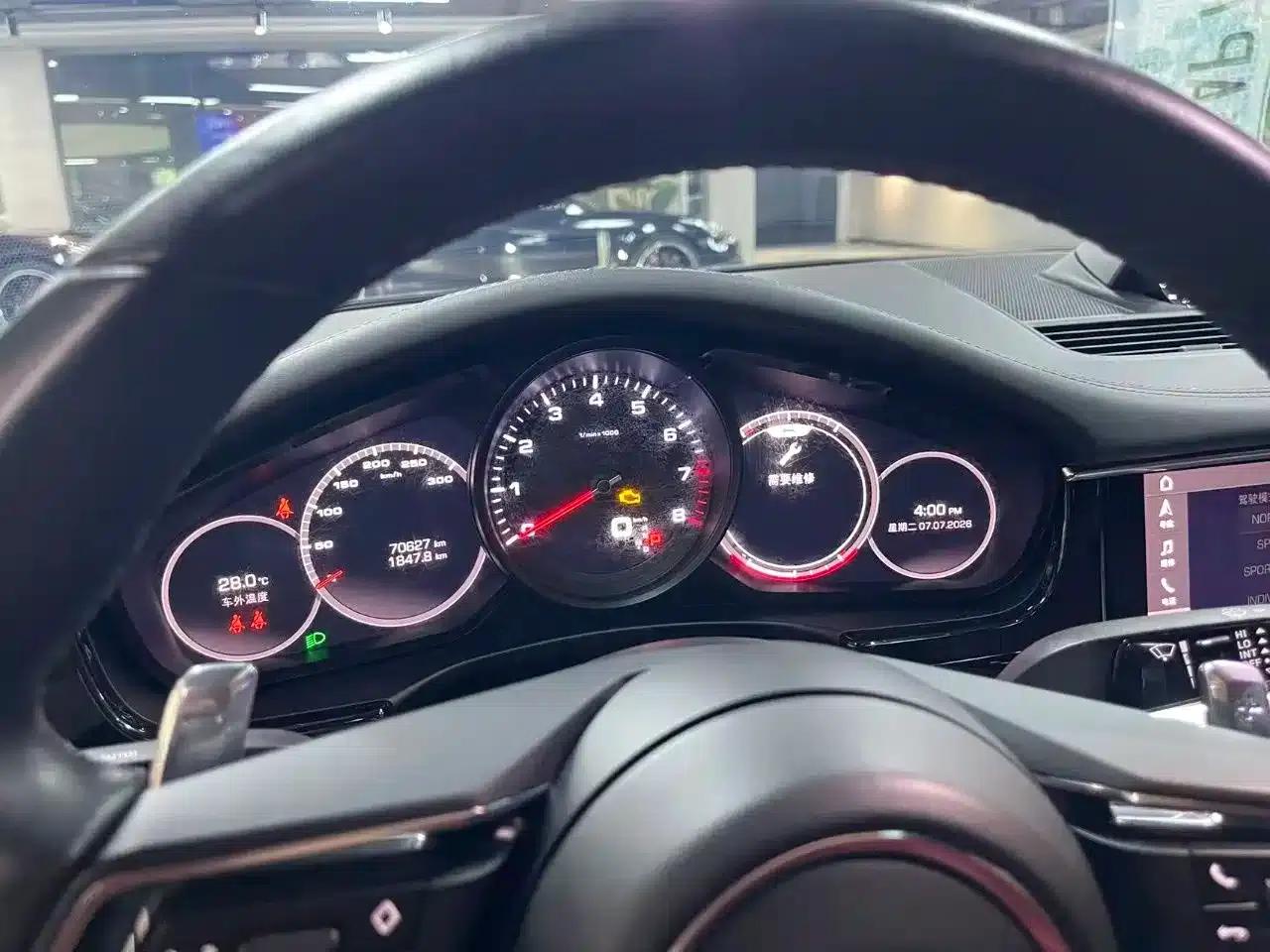 2022 Panamera Executive Long Wheelbase Platinum Edition 2.9T — миниатюра 10