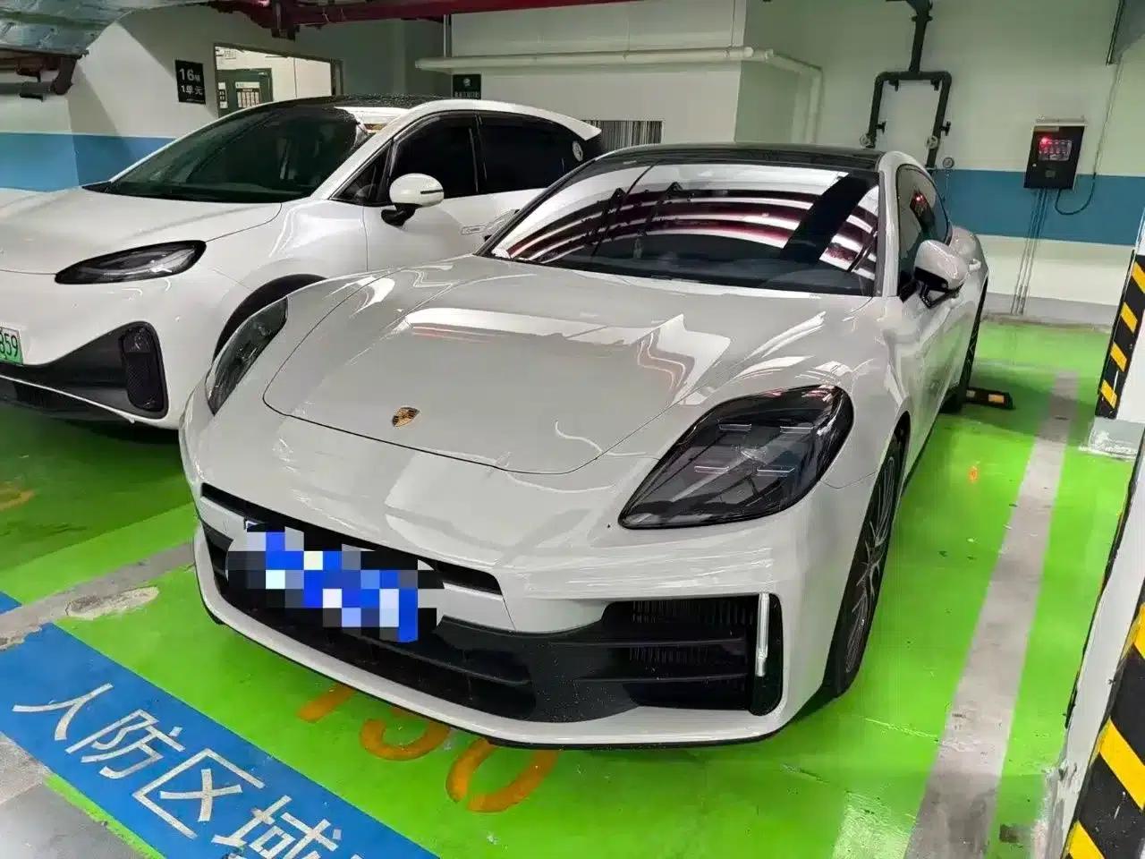 2024 Panamera Executive Long Wheelbase 2.9T — миниатюра 1