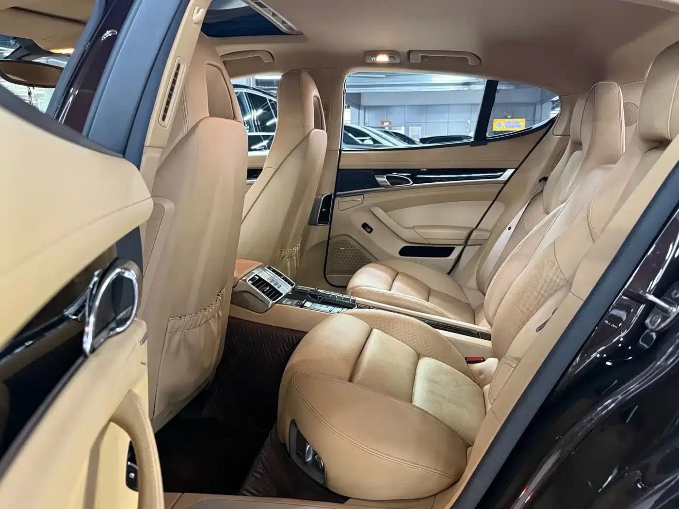 Panamera 2016 Panamera Edition 3.0T — миниатюра 13
